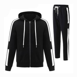 Último diseño deportivo chaqueta con capucha y cremallera completa para hombres y mujeres Sudadera con capucha y Joggers conjunto para fútbol nuevo chándal personalizado - Product Image 1