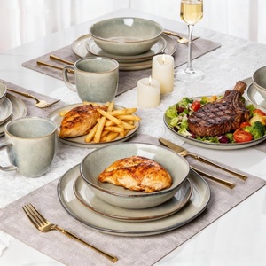 Ensemble d'assiettes en céramique Sage Harmony, glaçure lisse, bordure rustique, vaisselle durable empilable, parfait pour des repas élégants - Product Image 2