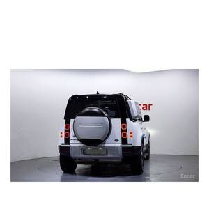 Land Rover Defender 110 D300 HSE Diésel Automático 2023/12, 104,496 km, con Volante a la Izquierda y Cámara Trasera - Product Image 4