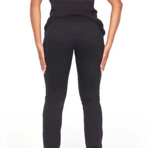 Conjunto Deportivo Elegante para Mujer, Camiseta y Pantalones, Ropa Deportiva Transpirable de Secado Rápido, Cómodo Conjunto de Gimnasio para Entrenamiento Diario - Product Image 6