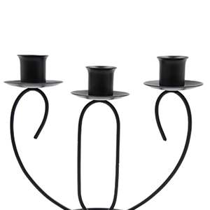 Enakshi – Nouveau Candelabre Porte-Bougie en Métal Design pour la Saint-Valentin et la Décoration Intérieure – Vente en Gros pour l'Exportation - Product Image 4