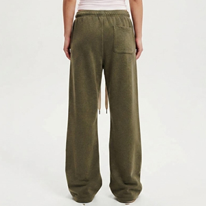 Pantalones deportivos de algodón transpirable que brindan comodidad duradera para mujeres, pantalones deportivos con tela suave y elástica para días activos. - Product Image 5