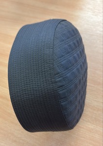 Gorro musulmán ligero de primera calidad con bordado personalizado en color a elección para hombres, para uso en la oración, de algodón suave, sin costuras, tradicional. - Product Image 4