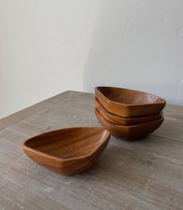 Grand saladier rond en bois massif fait main et durable pour salades, mélange et réceptions - Product Image 1