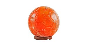 Lampe en sel de l'Himalaya sculptée à la main AuraGlow, sphère durable, orbe géométrique moderne, support en bois, décoration lumineuse - Product Image 3