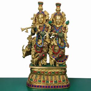 Statue Radha Krishna artisanale NIRMALA HANDICRAFTS, style Art déco, en laiton, pour décoration religieuse et culturelle de table. - Product Image 3