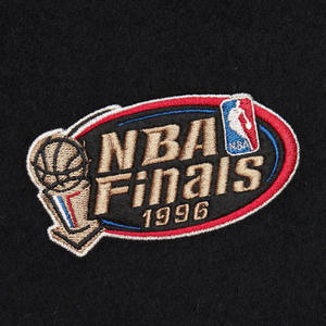 Blouson Bomber Varsity Style Collège Vintage OEM de Haute Qualité avec Détails Contrastants et Broderie en Cuir et Laine - Product Image 2