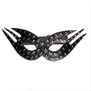 Masque en cuir véritable HMB-571D, couleur noire, avec décorations en clous, tenue de club, unisexe, quatre saisons, taille unique - Product Image 3