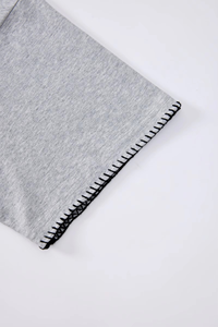 Camiseta de hombre de corte regular con costuras en contraste, de punto grueso de poliéster/algodón, color liso, estilo urbano, ecológica, con hombros caídos. - Product Image 2