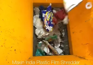 Broyeur de plastique à double arbre pour le recyclage des déchets plastiques - Product Image 4