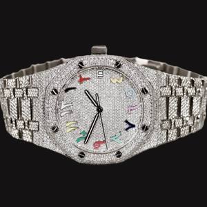 Reloj de Diseño Único con Esfera Redonda y Fecha Automática, Completamente Adornado con Diamantes Moissanite, Estilo Hip Hop para Hombre, Ideal para Fiestas - Product Image 1