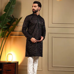 Kurta traditionnel en soie royale avec Chudidar – Tenue idéale pour les mariages et les fêtes - Product Image 1