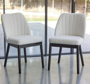 Ensemble de table à manger en teck massif Fasano, style minimaliste - Product Image 3