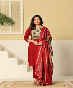 Ensemble Kurti tendance en coton slub avec broderie découpée et collée, haut, bas et dupatta, multicolore, séchage rapide, en stock, vêtement ethnique pour femmes - Product Image 6