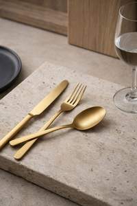 Cubiertos de comedor inspirados en un castillo vintage, diseñados para mesas románticas, anfitrión con estilo y cenas de estilo hereditario. - Product Image 3