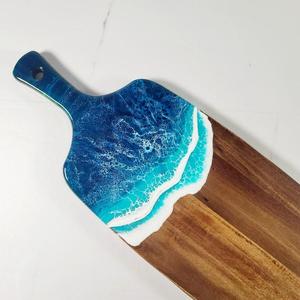 Tabla de Cortar Premium Hecha a Mano de Madera y Resina con Diseño de Vetas Naturales para Preparación de Alimentos en la Cocina, Servicio y Venta al por Mayor - Product Image 6
