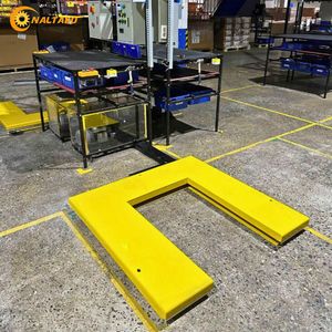 Table élévatrice à ciseaux ultra-basse 1500 kg sans fosse, 220 V avec rampe d'accès inclinée à 10 degrés - Product Image 5