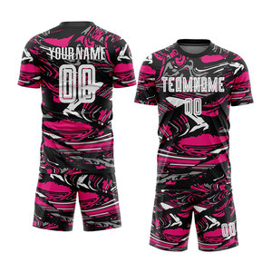 Maillot de football numérique imprimé de qualité supérieure, uniforme d'équipe de football personnalisé, short de performance anti-humidité 100 % polyester unisexe pour tous - Product Image 1
