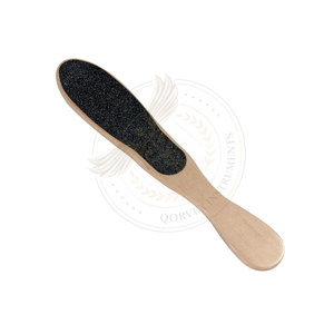 Lima de callos de doble cara con mango largo de madera, lima exfoliante para pies, diseño moderno - Product Image 4