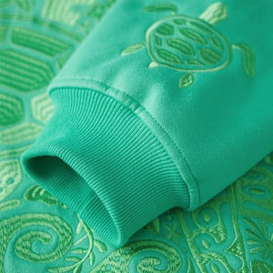 Sweat-shirt à capuche vert brodé pour homme, coupe oversize décontractée, imprimé au dos, coupe classique, idéal pour l'automne - Product Image 4