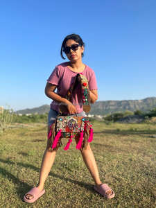 สินค้ามาใหม่ rajasthani แฮนด์เมดแท้ผู้หญิงชนเผ่าผ้าฝ้ายหลายสี Boho ฮิปปี้หนังกลับพู่ห้อยกระเป๋า Banjara - Product Image 4