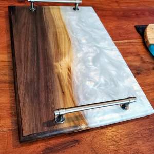 Plateau en bois et résine fait main de qualité supérieure, plateau d'organisation artistique, plateau à café personnalisé, plateau de service durable en bois et résine pour les fêtes - Product Image 5