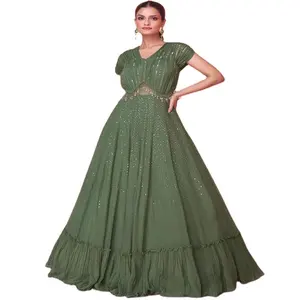 Esplorare le ultime collezioni di abiti firmati In stile e modelli per abito tradizionale donna acquista Online intero prezzo India