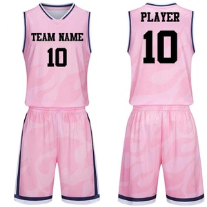 Ensemble d'uniformes de basketball athlétiques de qualité supérieure, maillot et short doux et à séchage rapide pour un confort durable - Product Image 2