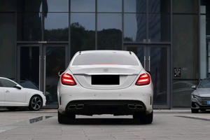 Mercedes-Benz Clase C Sedán 2015, 5 Asientos, Interior de Cuero, Faros LED, Neumáticos R18, Volante a la Izquierda, Gasolina, Automático, Aire Acondicionado - Product Image 3