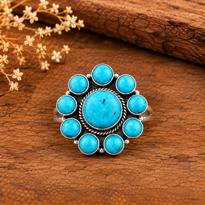 Bague ajustable en turquoise Kingman style western, pierre ronde, faite à la main, style bohème, bijou fantaisie en pierres précieuses - Product Image 4