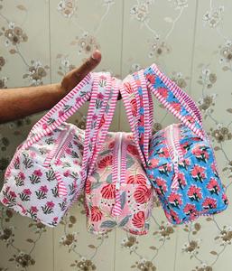 Mini <b>Duffle</b> <b>Bag</b> Handmade Quilted Cotton Fabric Floral Print Travel <b>Bag</b> <b>Women</b> <b>Small</b> Size Duffel Handbag Lightweight Weekend <b>Bag</b> - Product Image 2