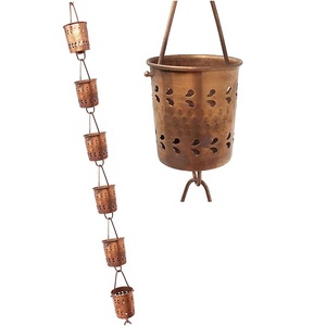 Cadena de lluvia de taza grande de aluminio para canalones, decoración de características de agua de jardín, cadena de lluvia de diseño personalizado de cobre de La India - Product Image 1