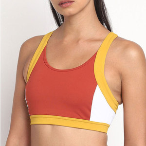 Soutien-gorge de sport athlétique respirant sans coutures avec maintien élevé, logo frontal, élastique doux pour le yoga et le confort quotidien - Product Image 1