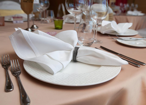 Serviette de table en coton recyclé post-consommation, 45x45cm, 220 GSM, douce et durable, pour hôtel, restaurant, maison (vente en gros) - Product Image 3