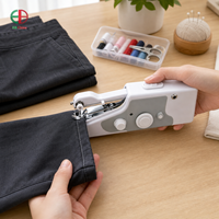 Kit de machine à coudre portable compacte motorisée avec câble USB, canettes et accessoires d'aiguilles pour la réparation de vêtements en dortoir ou appartement