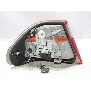 ไฟท้ายมือสอง E-class ด้านขวา A2108203464 - Product Image 4