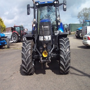 ผู้จัดจำหน่ายขายส่ง รถแทรกเตอร์ Case IH Puma 150 สำหรับงานพาณิชย์ พร้อมสมรรถนะทรงพลัง คุณสมบัติขั้นสูง ใช้งานสะดวกสบาย - Product Image 3