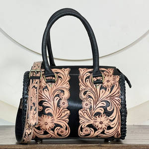 Bolso de Hombro Personalizado Hecho a Mano con Grabado Floral Estilo Western, Bolso Tipo Satchel de Cuero Genuino para Vaqueras, Bolso de Fin de Semana de Velocidad Media - Product Image 4