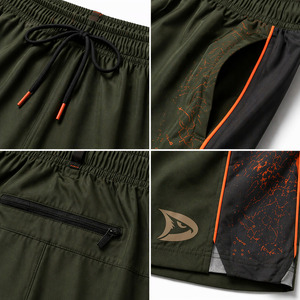 Shorts de pickleball personnalisés vert olive, anti-humidité, en poly-spandex, avec poches zippées et détails orange - Product Image 3