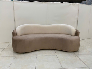 Sofá Moderno en Forma de U, Tapizado en Terciopelo, Tres Plazas, Respaldo Acolchado, Cómodo y Duradero, Relleno de Espuma, Mueble para Sala de Estar, Apartamento u Hotel - Product Image 5