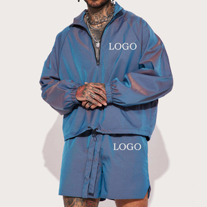 Ensemble de survêtement coupe-vent léger pour homme en nylon 100% avec veste zippée et pantalon de jogging élastique, personnalisable OEM, vêtements de sport et streetwear - Product Image 1