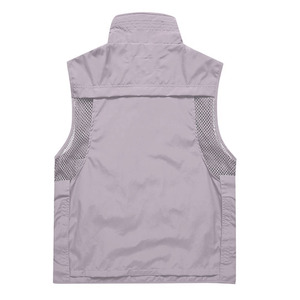 Chaleco para hombre versátil, seguro, de alta calidad, personalizado, antipilling, con múltiples bolsillos, moderno, resistente al agua, suave al tacto, tipo softshell. - Product Image 6