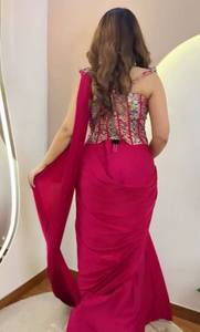 Vestido Anarkali de Seda Crepé Grueso con Estampado Rosa, Salwar Kameez Moderno y Étnico para Mujer, Ideal para Bodas, Fiestas, Graduaciones - Product Image 2