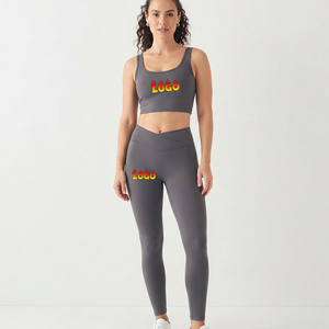 Vêtements de sport personnalisés en gros pour femmes : ensembles de yoga, soutiens-gorge de sport, leggings taille haute unis et tenues de gym - Product Image 4