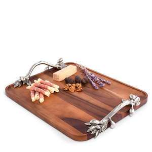 Plateau de service rectangulaire en bois d'acacia massif avec poignée en métal, polyvalent pour tous les types - Product Image 4