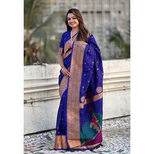 Sari de Seda Tejido con Hilo Zari Violeta de Elite Weaves, Especial para Gudi Padwa, Paithani con Tejido para Ocasiones Festivas - Product Image 1