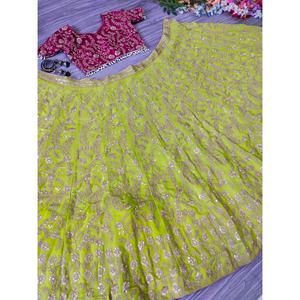 Ropa de fiesta de diseñador indio y pakistaní Lehenga Choli con hermosa Dupatta - Product Image 6