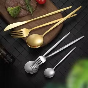 Ensemble de couverts en acier inoxydable de qualité supérieure, conçu pour les maisons modernes et les présentations de table élégantes - Product Image 3
