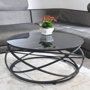 Mesa de centro de metal robusta, hecha a mano, con una estética elegante y un acabado dorado clásico para soluciones de decoración del hogar atemporales. - Product Image 2