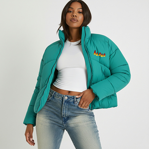 Chaqueta Acolchada de Invierno para Mujer, con Capucha, de Alta Calidad, Manga Larga, Impermeable, con Bordado Teñido y Logotipo Personalizado, en Oferta - Product Image 2